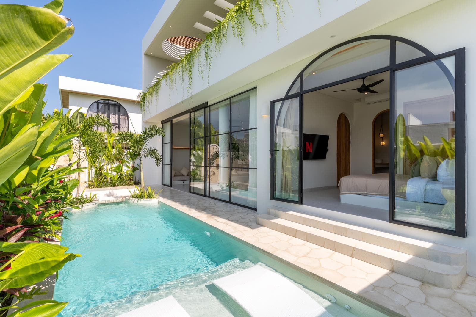 3 Bedroom Modern Villa in Seseh for Leasehold - Image 1