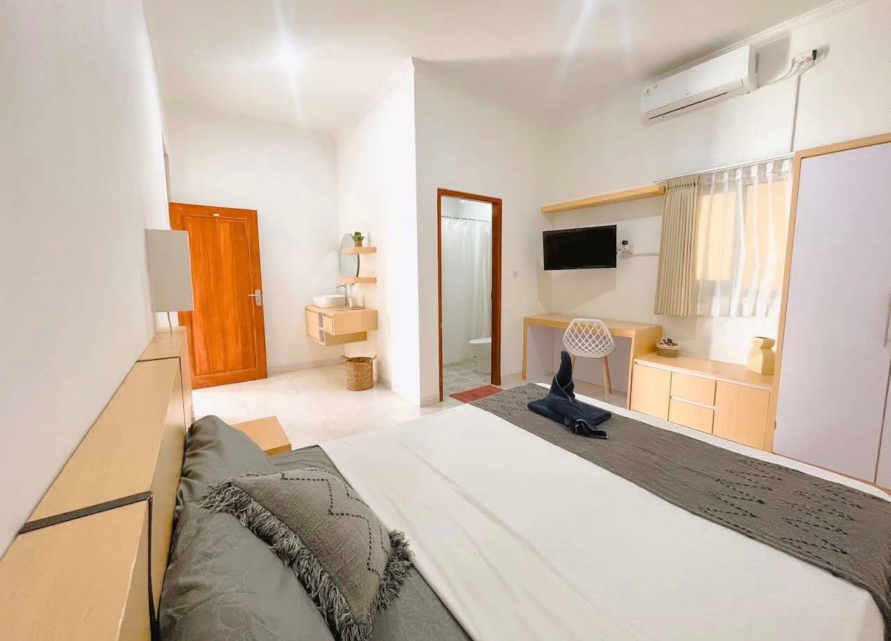 Exterior view of AFFORDABLE 1-BEDROOM GUEST HOUSE IN CENTRAL CANGGU – Canggu