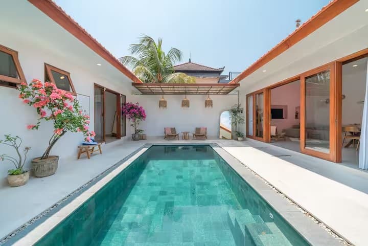 2-Bedroom Modern Villa – Tumbak Bayuh - Image 1