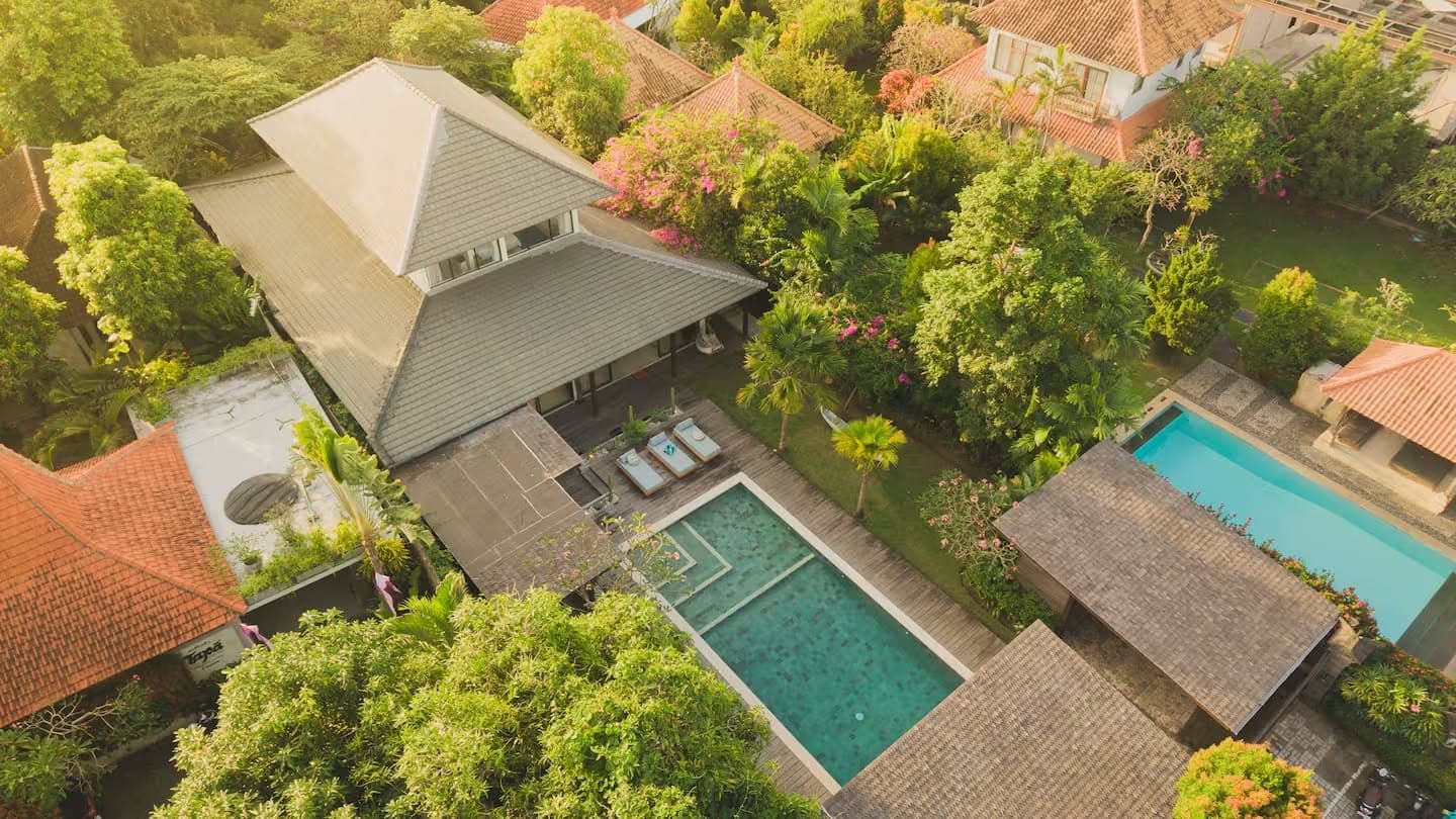 Exterior view of LUXURY 4+1 BEDROOM VILLA WITH PRIVATE CINEMA & WELLNESS FACILITIES IN BATU BOLONG - Canggu