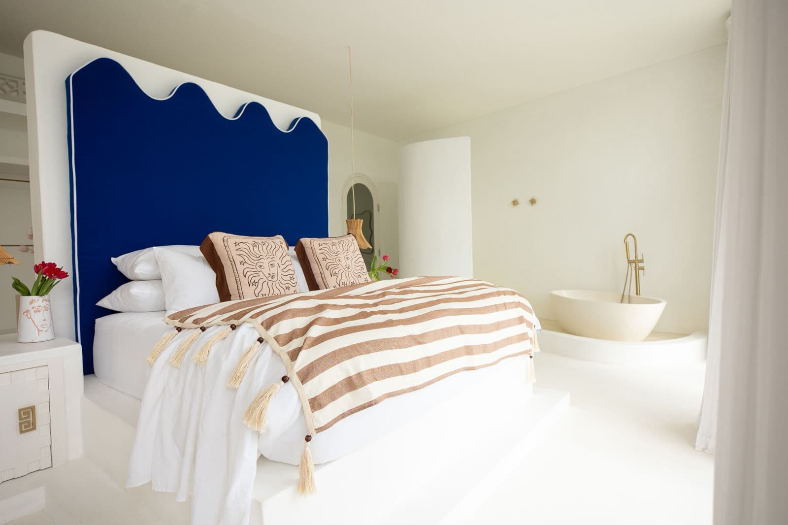 3-Bedroom Luxury Villa – Seseh - Image 1