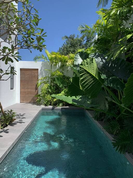 Exterior view of 2BR LUXURY COURTYARD VILLA IN PERERENAN - Beachside