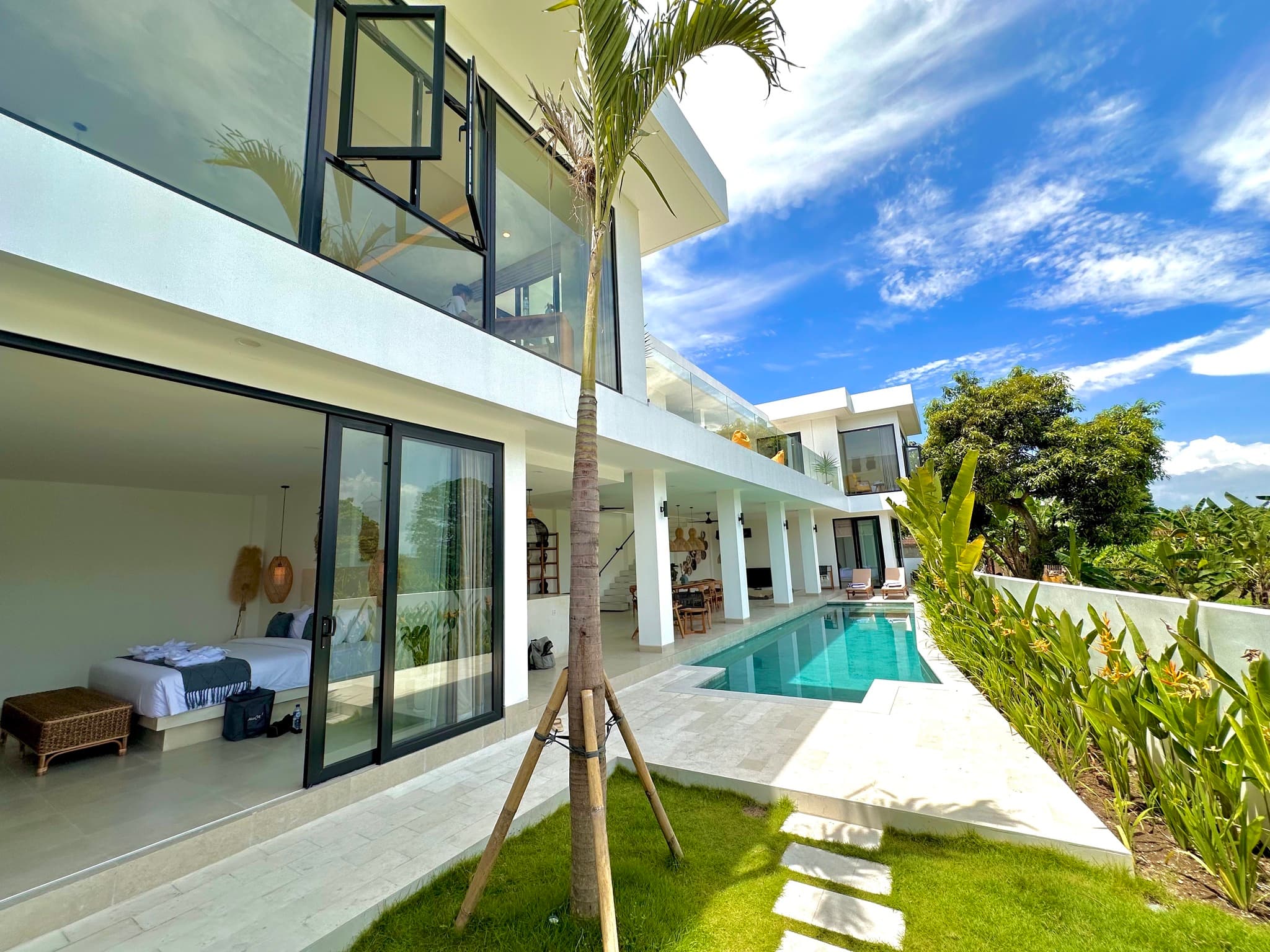 Exterior view of SPACIOUS 5-BEDROOM VILLA WITH RICE FIELD VIEWS in Padonan