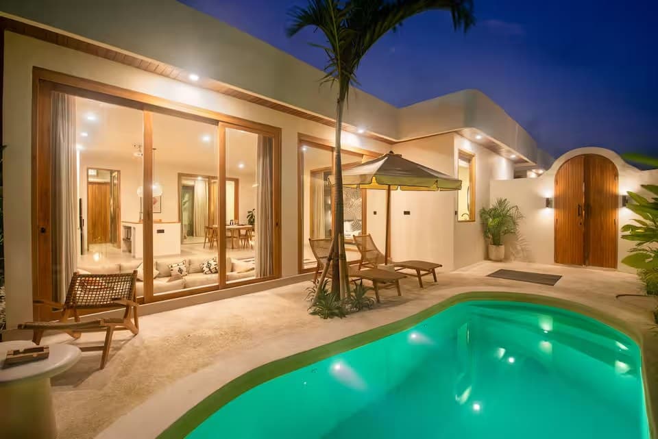 Exterior view of 3BR Tropical Villa with Pool - Tumbak Bayuh