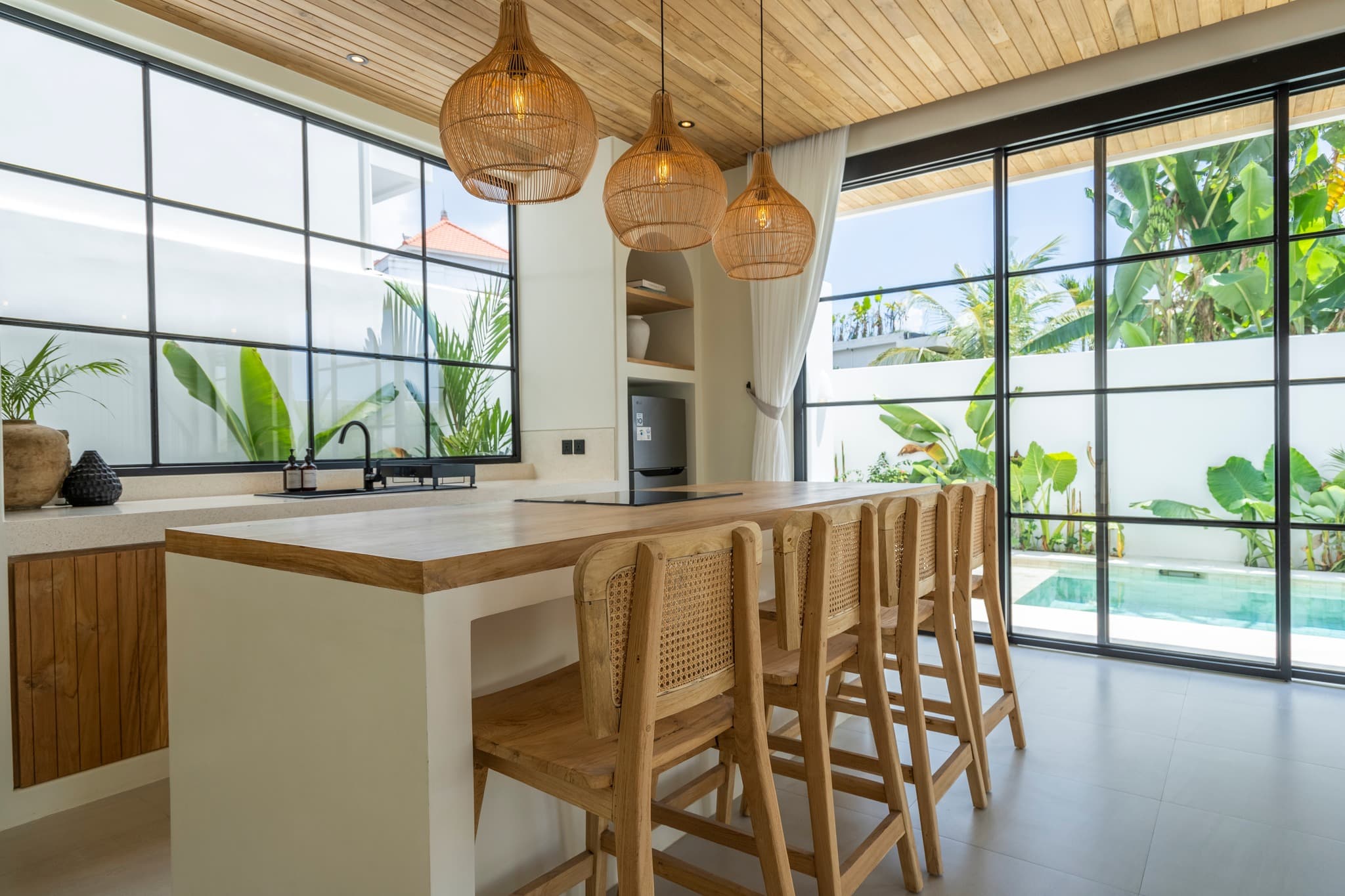Brand New 2-Bedroom Villa For Rent – Seseh - Image 1